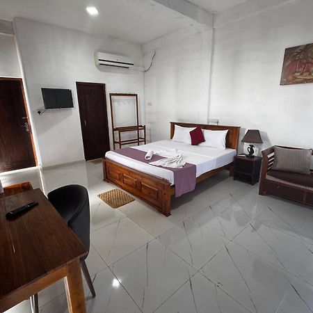 Hotel Ciel Star Anuradhapura Esterno foto