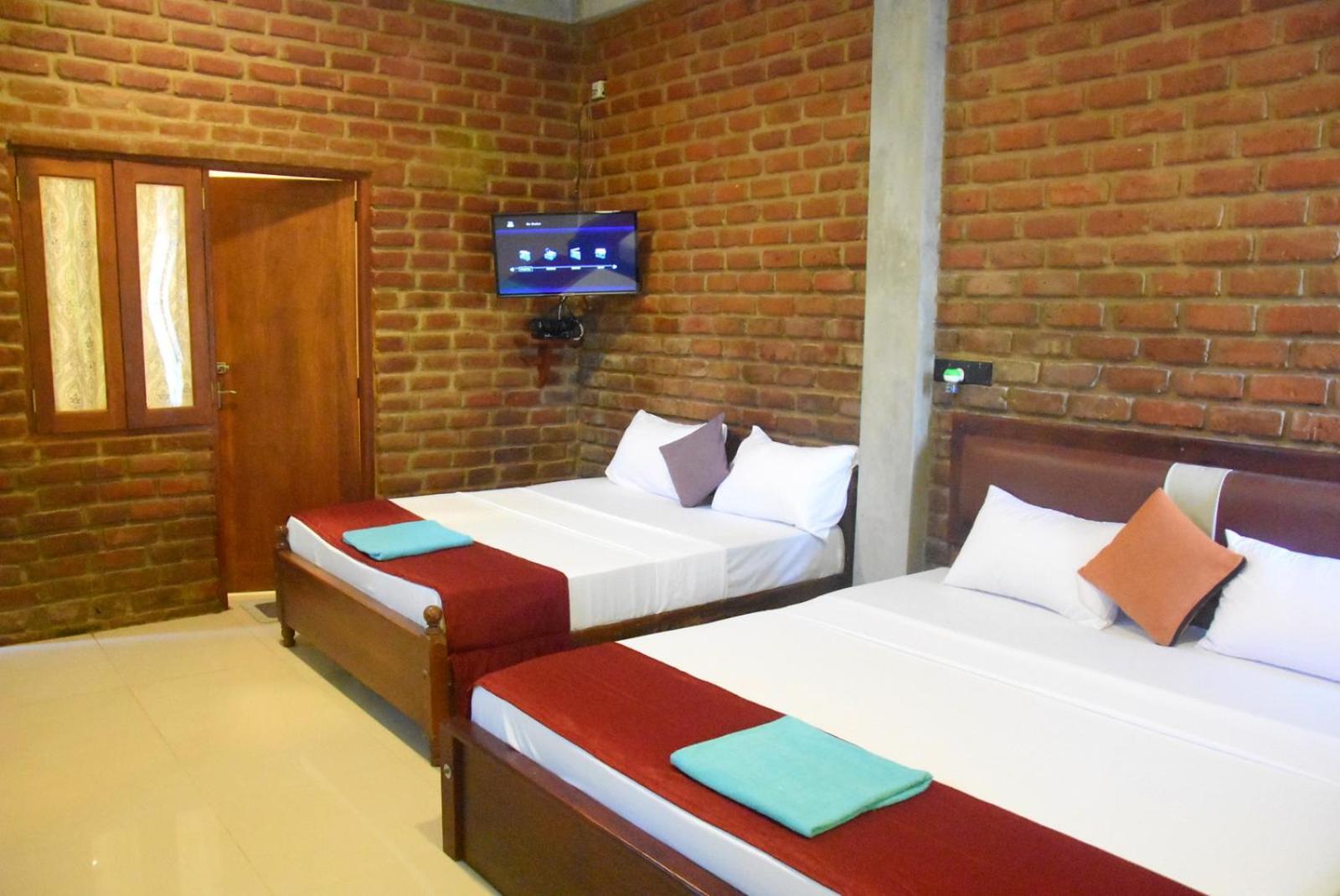 Hotel Ciel Star Anuradhapura Esterno foto