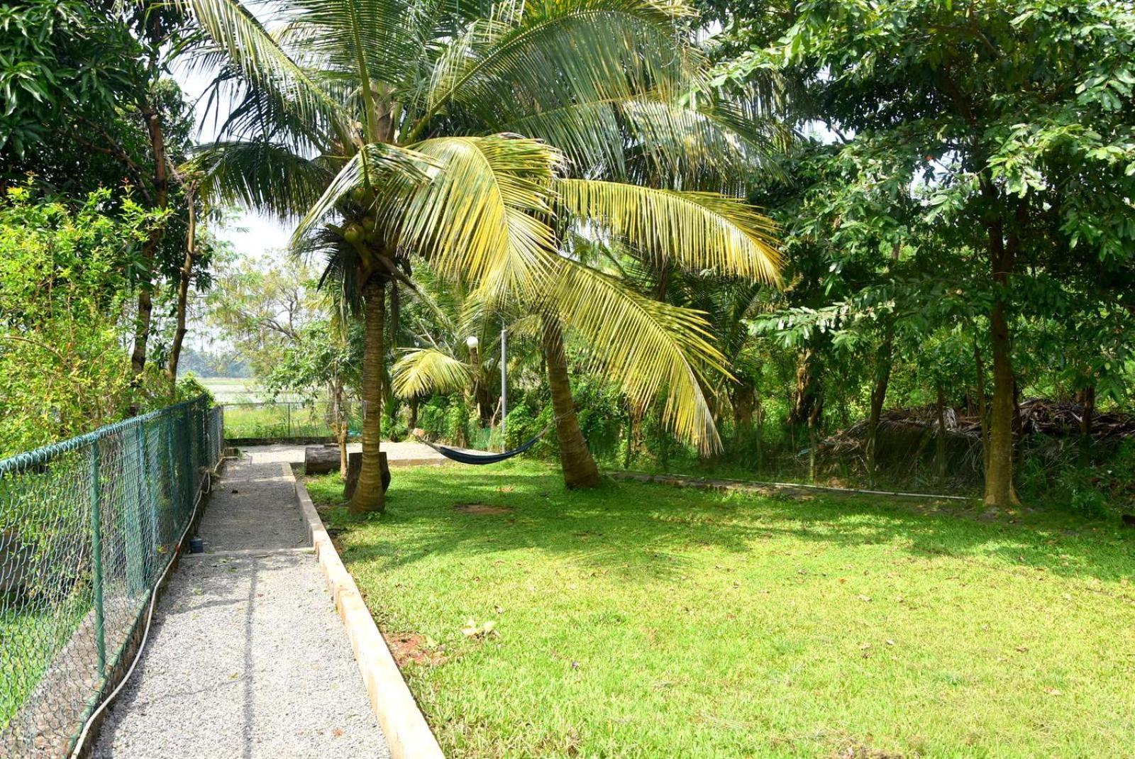 Hotel Ciel Star Anuradhapura Esterno foto
